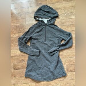 Long Under Armour Half Zip Sweatshirt
